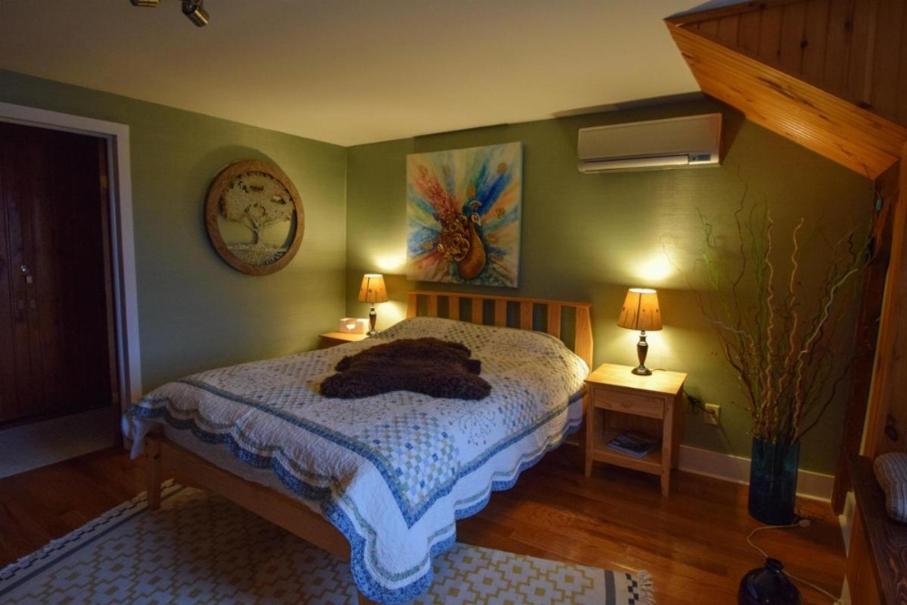 Room image 4