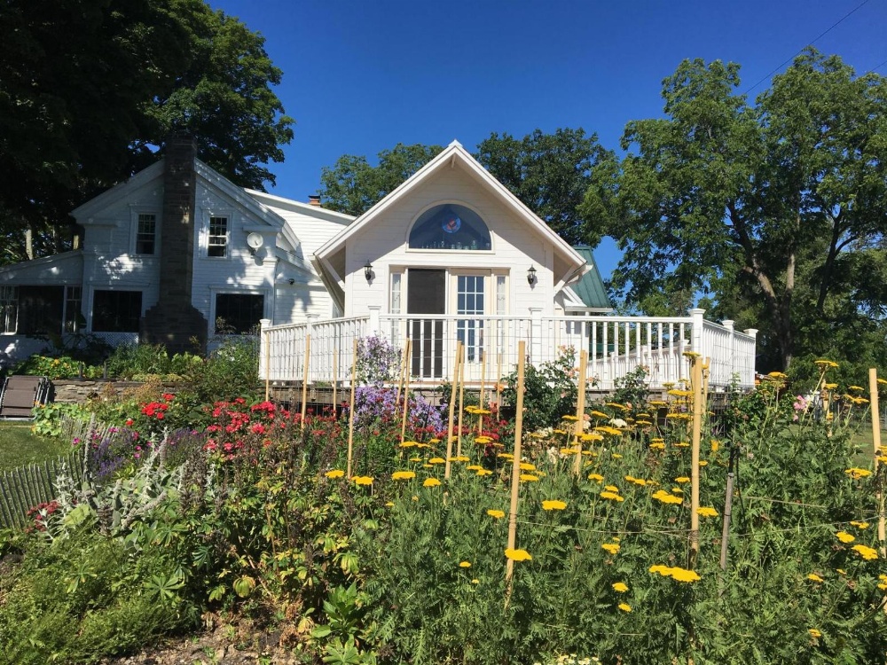 Enfield Manor Bed&Breakfast and Vacation Rental Main image