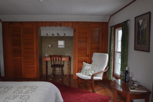 Enfield Manor Bed&Breakfast and Vacation Rental image 24